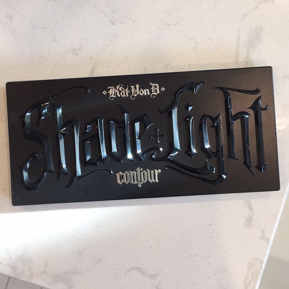 Kat Von D contour palette